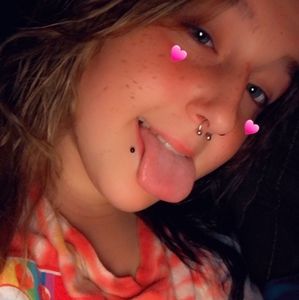 Meet your Posher, Marissa